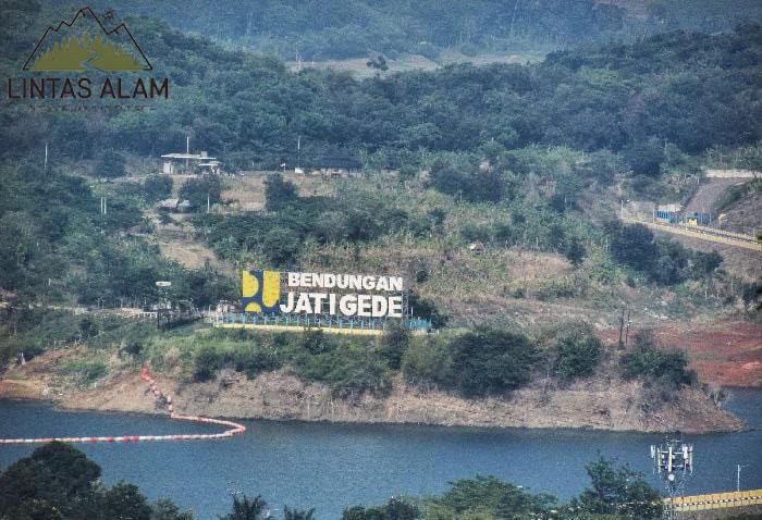Keindahan Alam Sumedang: Surga Tersembunyi di Jawa Barat