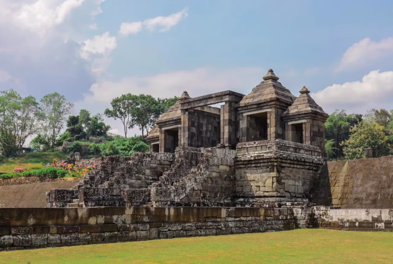 Candi Ratu Boko: Pesona, Sejarah, dan Informasi Lengkap untuk Pengunjung