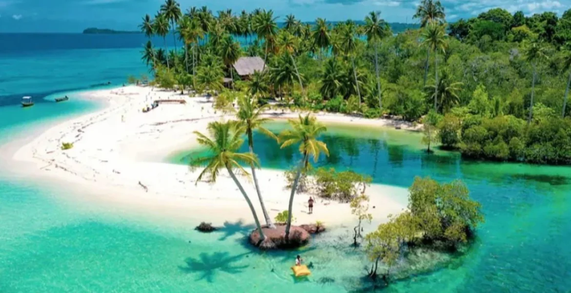 Kepulauan Mentawai, Destinasi Favorit di Sumatera Barat