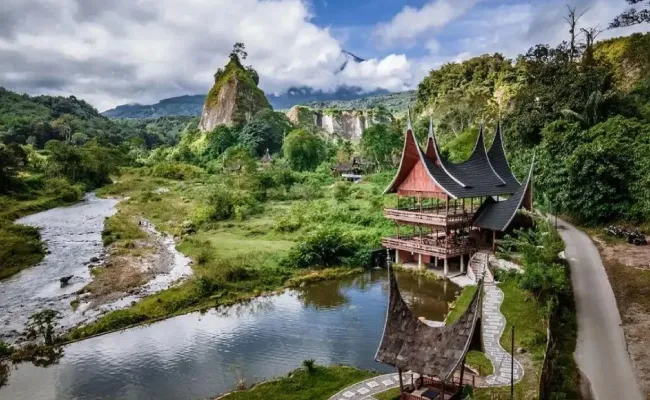 Gua Sunyaragi, Ruang Sunyi di Tengah Kota Cirebon