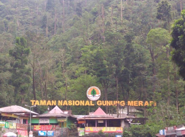 Kaliurang, Destinasi Wisata Alam Favorit di Lereng Gunung Merapi