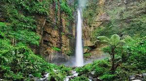 Pesona Air Terjun Kapas Biru, Surga Tersembunyi di Lumajang