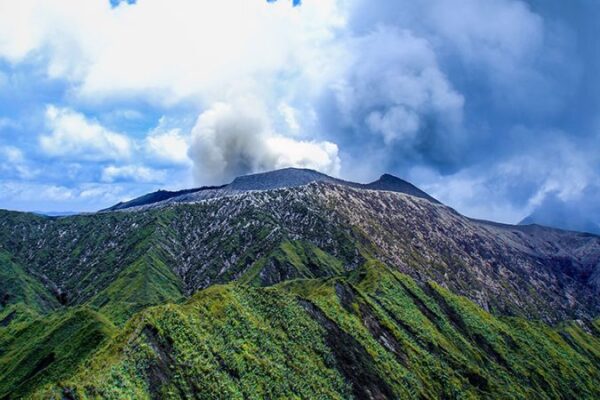 Gunung Dukono, Pesona Gunung Api Aktif di Halmahera